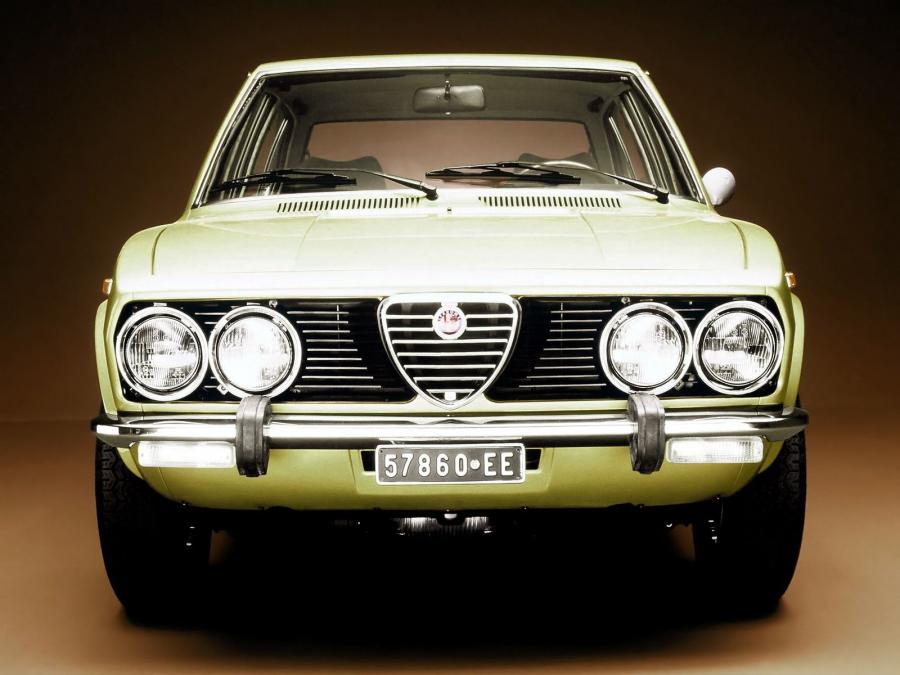  Alfa Romeo Alfetta 1.8 (116) 1975 года  (фото 2 из 7)